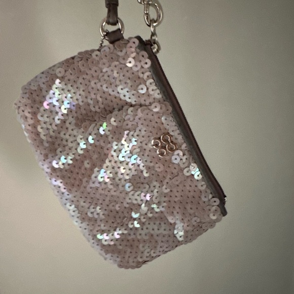 Coach mini Sequin Clutch Bag - Silver - Picture 2 of 7